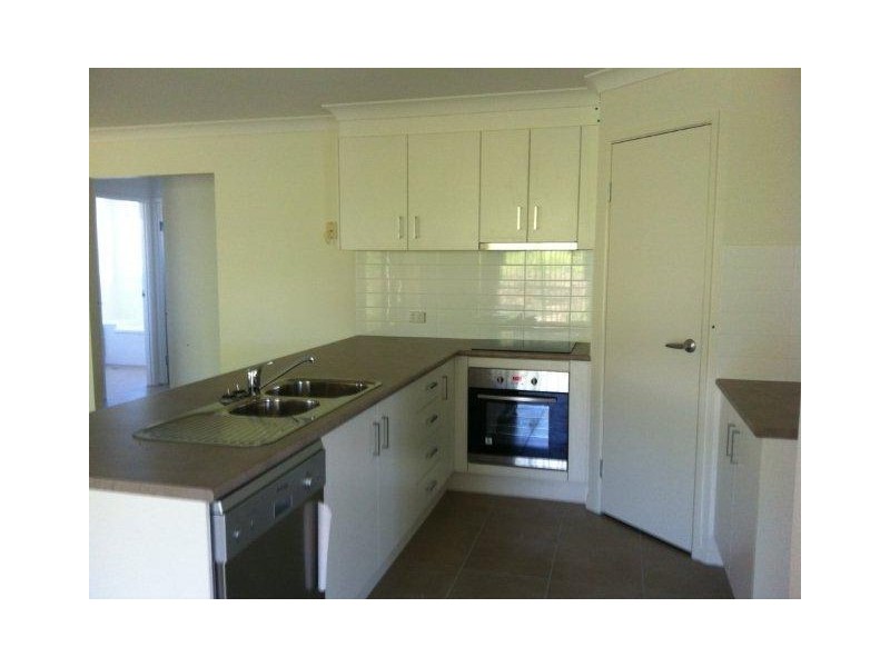 1 Inletway Court, Blacks Beach QLD 4740
