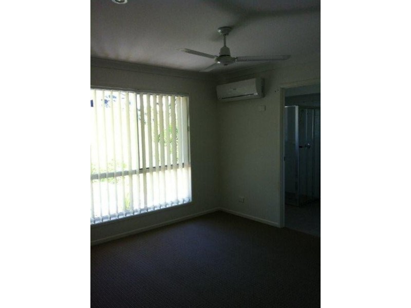 1 Inletway Court, Blacks Beach QLD 4740