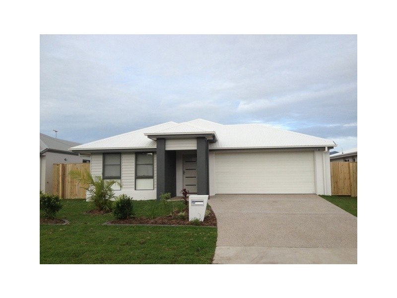 28 Scarborough Circuit, Blacks Beach QLD 4740
