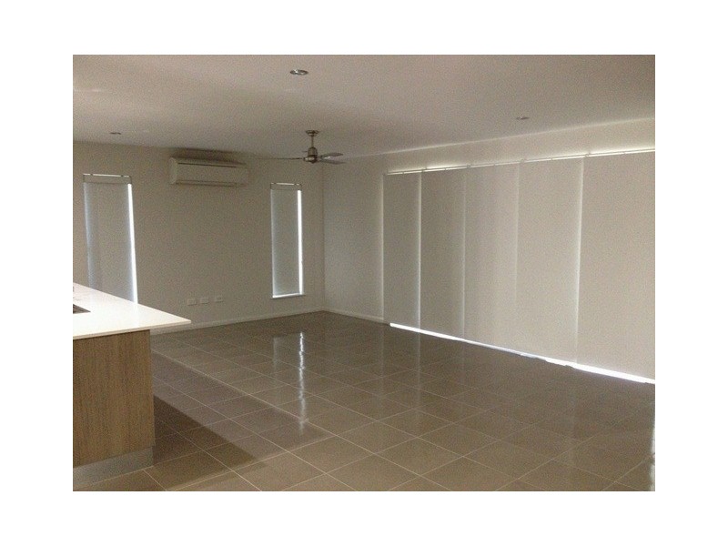 19 Makybe Diva Drive, Ooralea QLD 4740