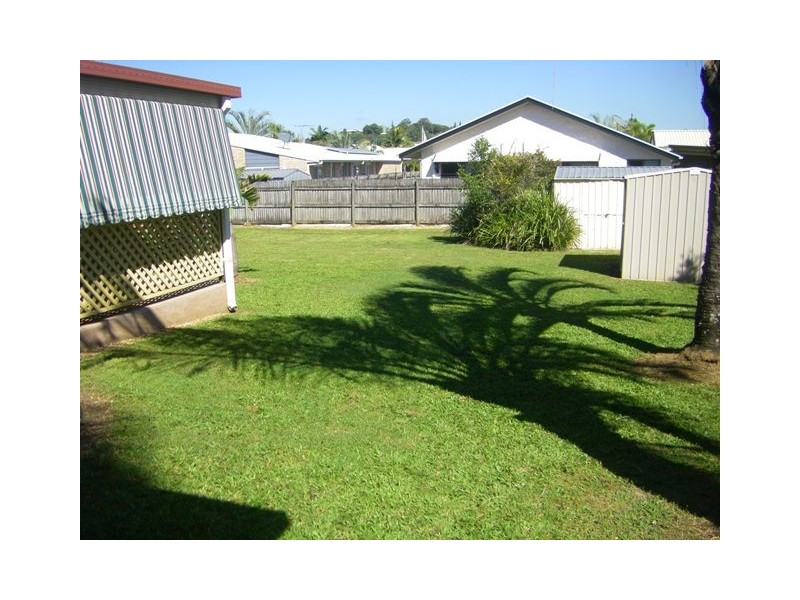 3 Davey Street, Glenella QLD 4740