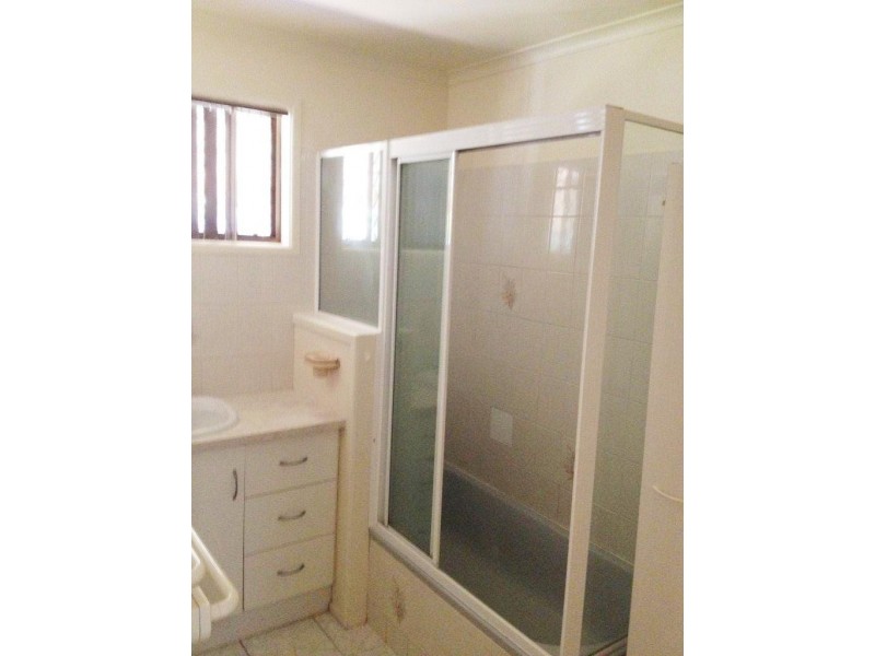 7 Wallace Court, South Mackay QLD 4740