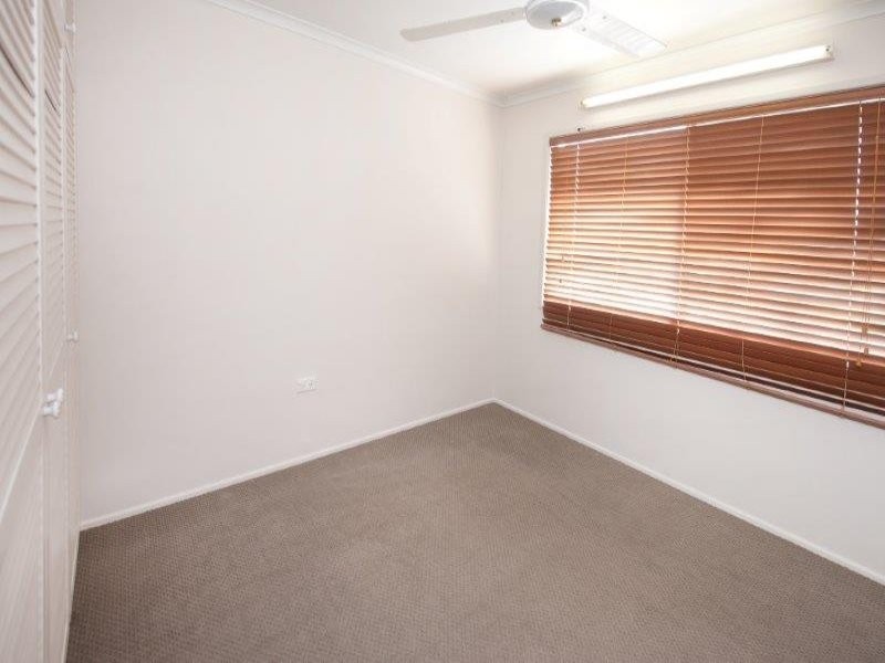 9 Peak Downs Hwy, Walkerston QLD 4751