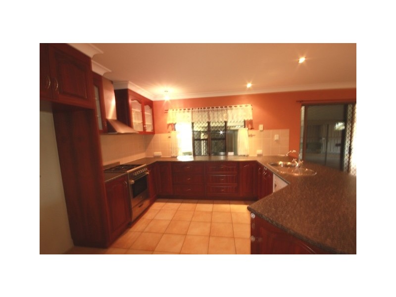 9 Fairmeadow Drive, Mount Pleasant QLD 4740