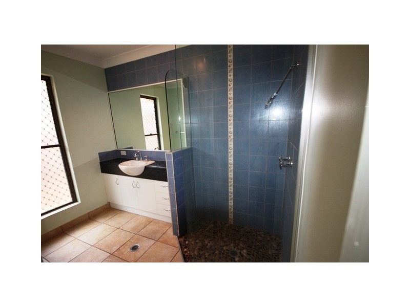 9 Fairmeadow Drive, Mount Pleasant QLD 4740