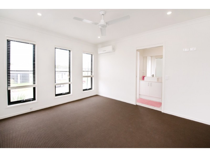 24 Balzan Drive, Rural View QLD 4740