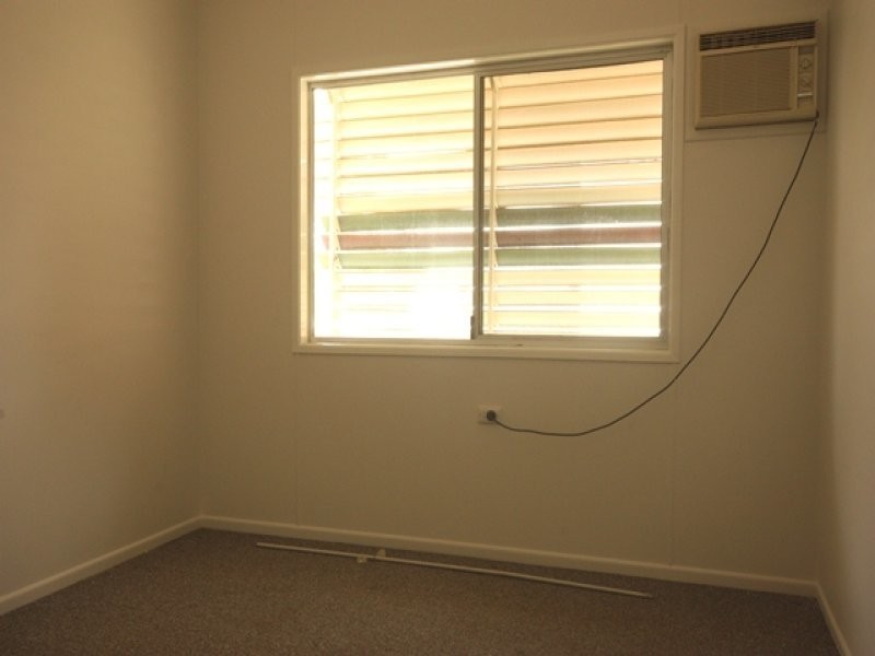 7 Bernborough Avenue, Moranbah QLD 4744