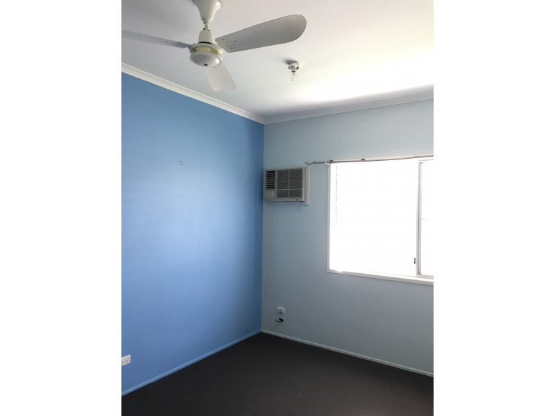 32 Clements St, Moranbah QLD 4744