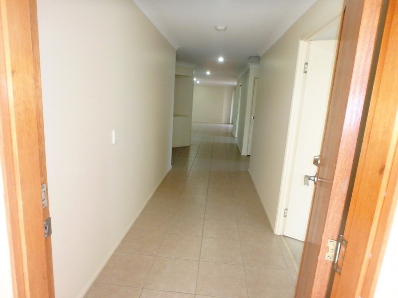 5 Whitehaven Drive, Blacks Beach QLD 4740