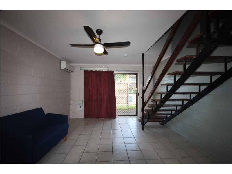 2/310 Shakespeare Street, Mackay QLD 4740