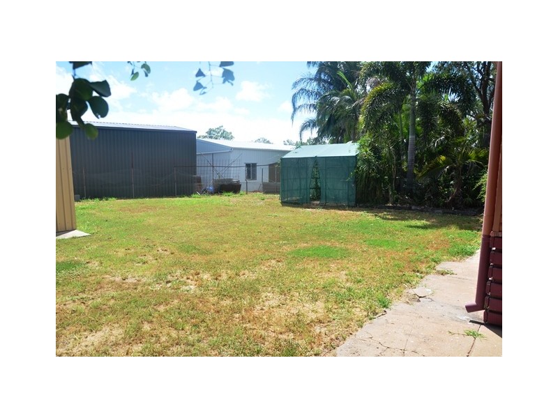 8 Cook Court, Moranbah QLD 4744