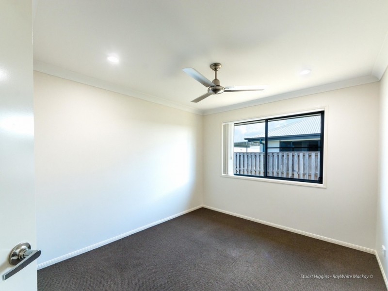 17 Galleon Circuit, Shoal Point QLD 4750