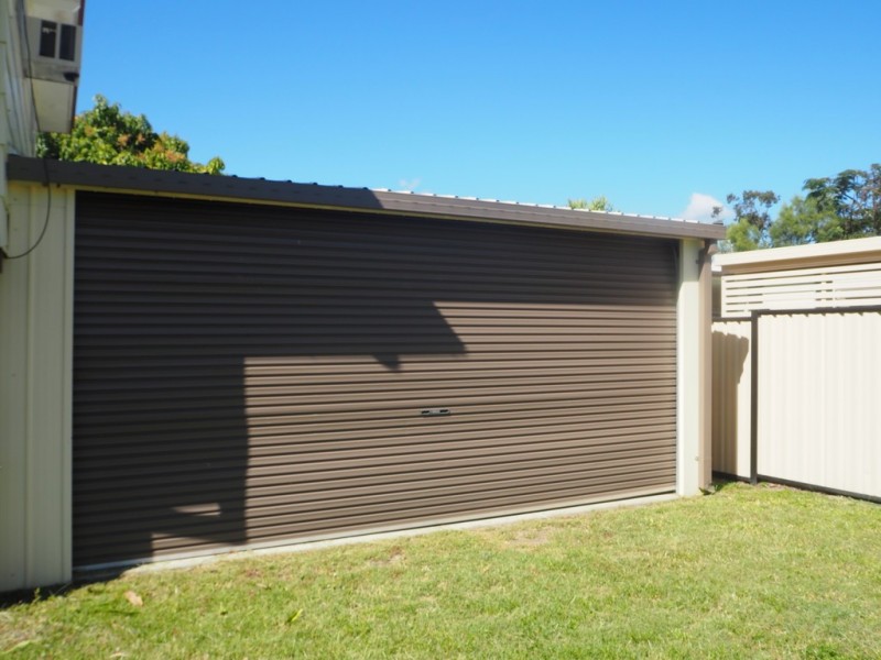 27 Beardmore Crescent, Dysart QLD 4745