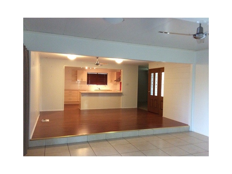 7 Archer Drive, Moranbah QLD 4744