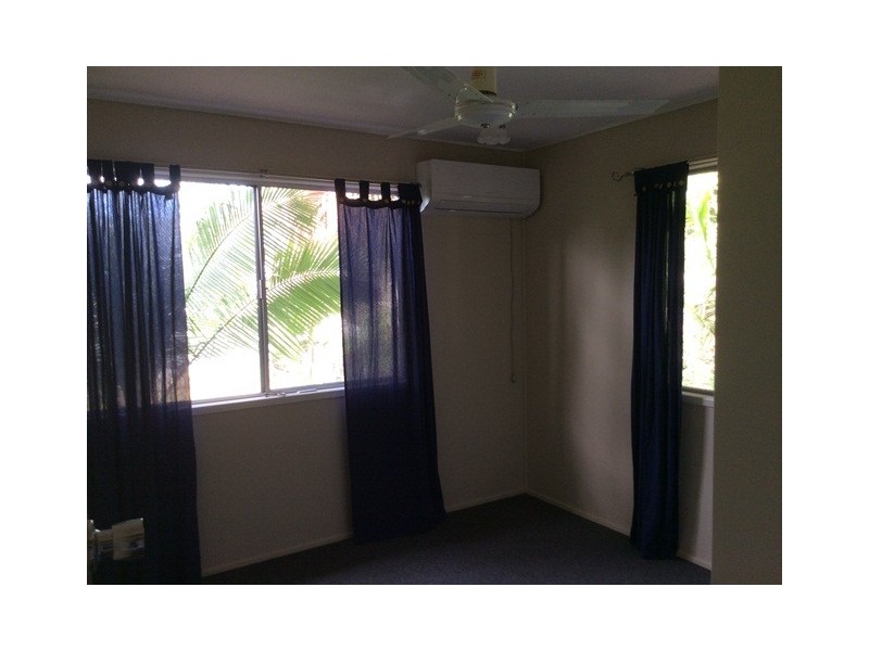 7 Archer Drive, Moranbah QLD 4744