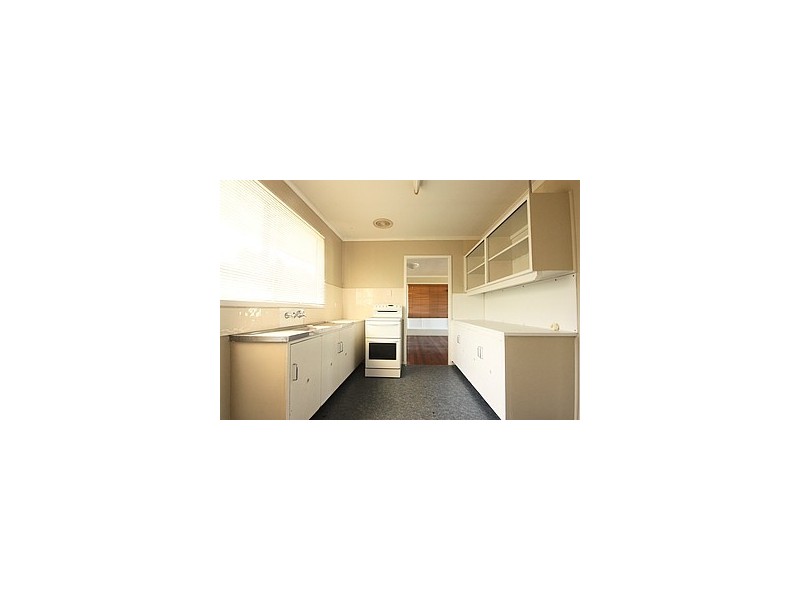 6 Fraser Street, Moranbah QLD 4744