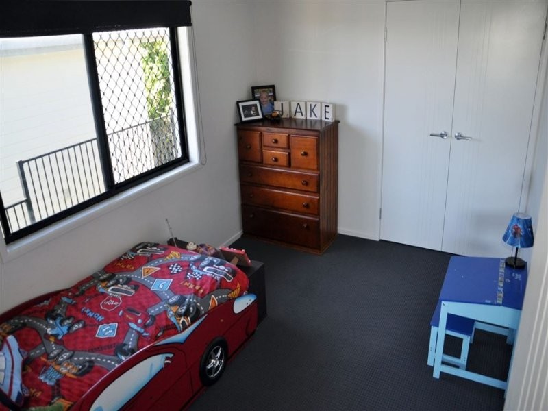 37 Village Circuit, Eimeo QLD 4740