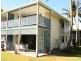 10/2 Beach Road, Dolphin Heads QLD 4740