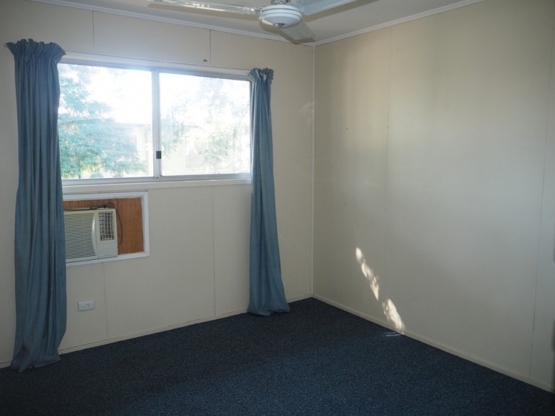 5 Hannah Crescent, Dysart QLD 4745