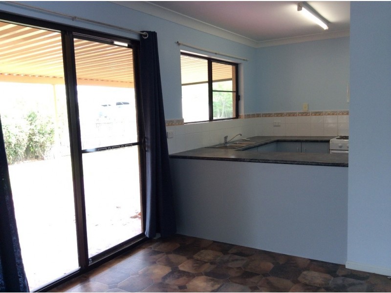 4 Busuttin Drive, Eimeo QLD 4740