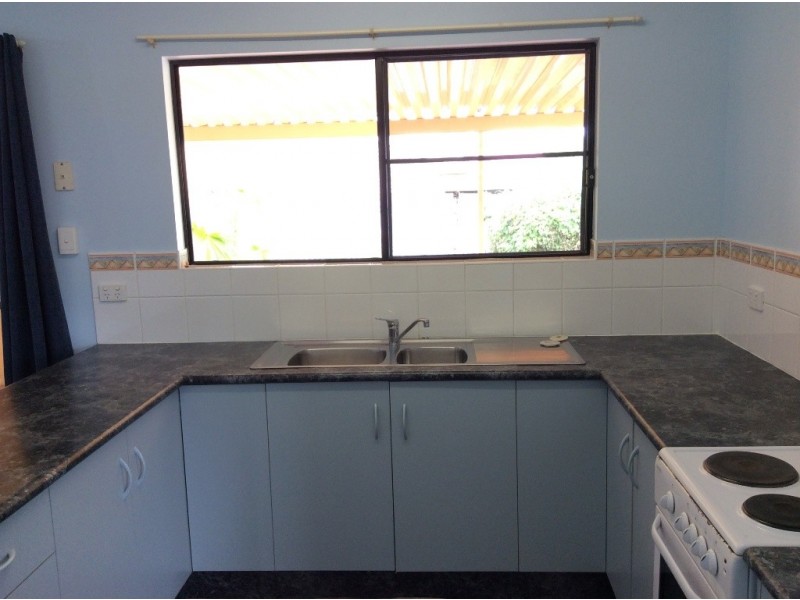 4 Busuttin Drive, Eimeo QLD 4740