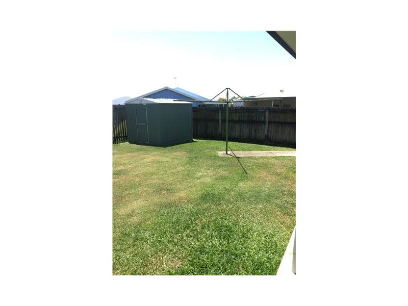 8 Marlin crt, Beaconsfield QLD 4740