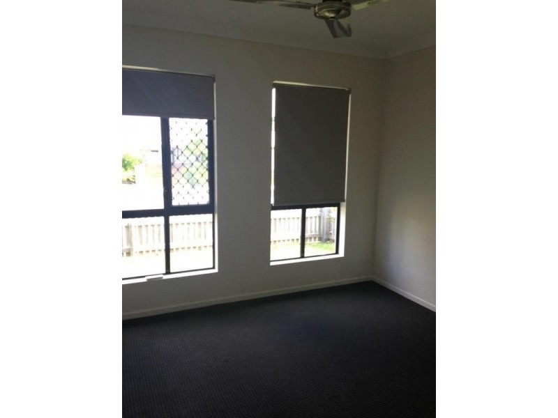 25 Montgomery Street, Rural View QLD 4740