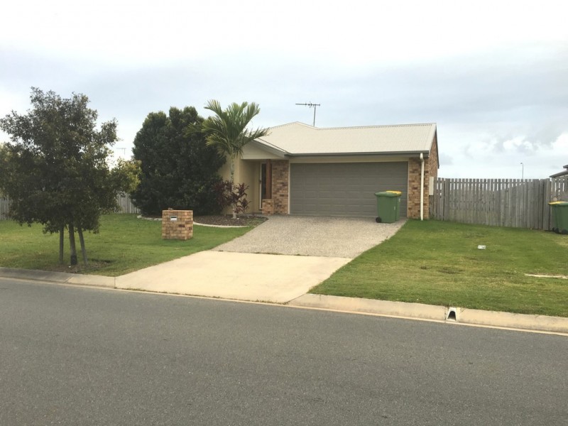 6 Halifax Place, Rural View QLD 4740