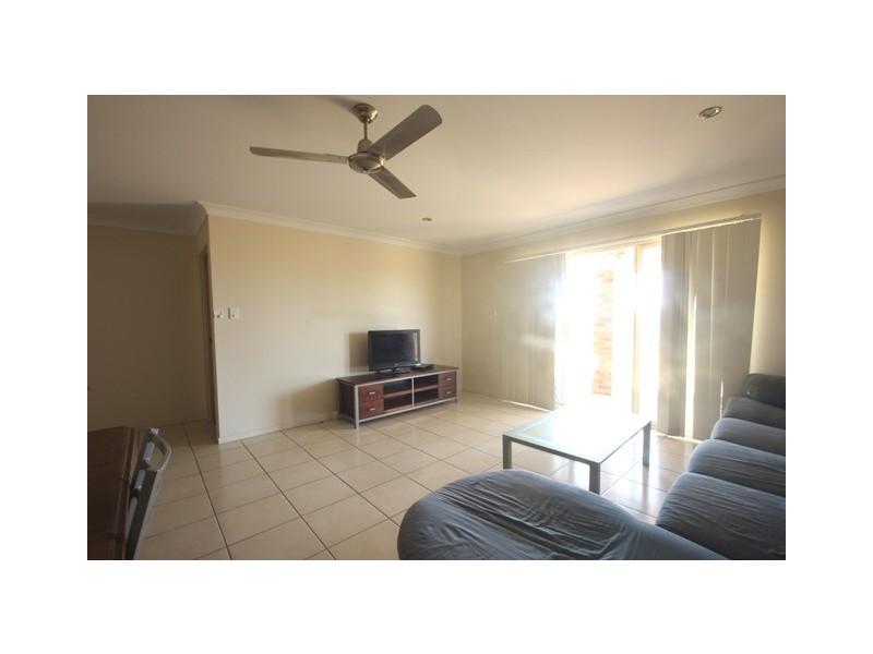 6 Halifax Place, Rural View QLD 4740
