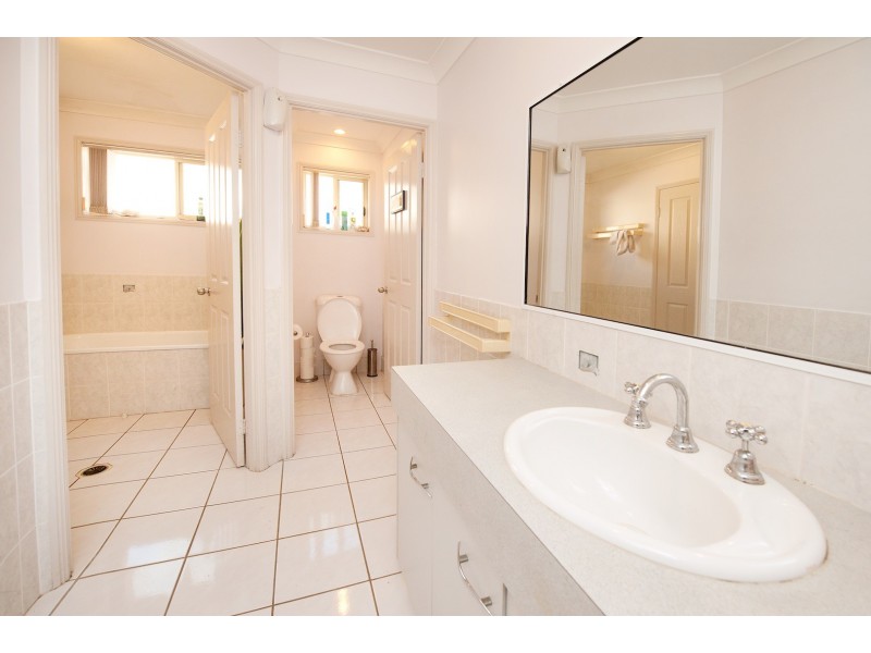 28 Elizabeth Drive, Bucasia QLD 4750