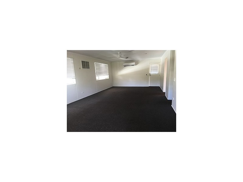 4 Grout Street, Moranbah QLD 4744