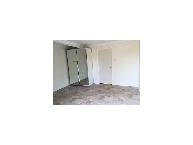 4 Grout Street, Moranbah QLD 4744