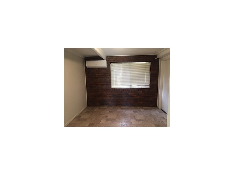 4 Grout Street, Moranbah QLD 4744