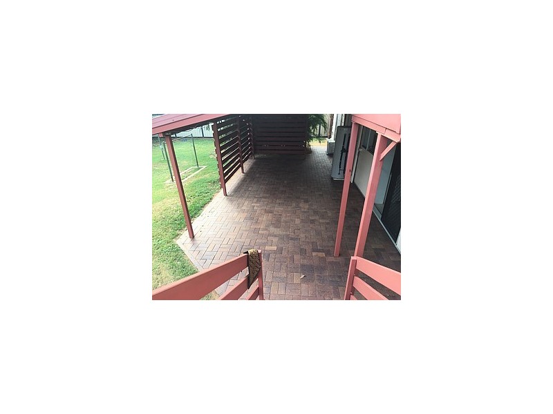 4 Grout Street, Moranbah QLD 4744