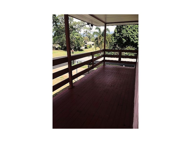 4 Grout Street, Moranbah QLD 4744