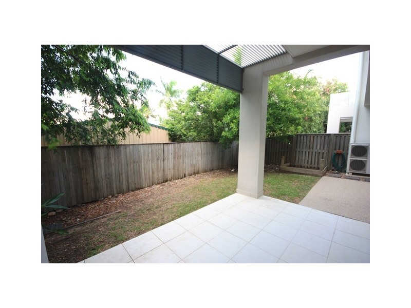 9/6-24 Belangason Way, Shoal Point QLD 4750