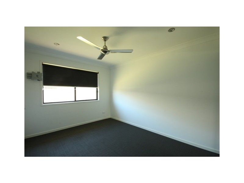 52 Lambert Drive, Moranbah QLD 4744