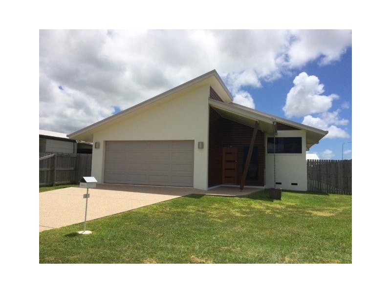 4 College Crt, North Mackay QLD 4740