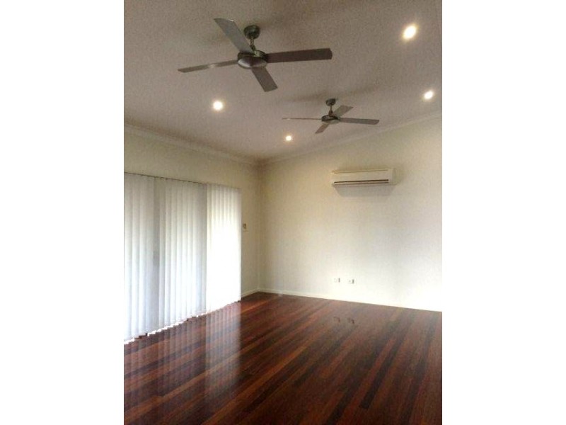 4 College Crt, North Mackay QLD 4740