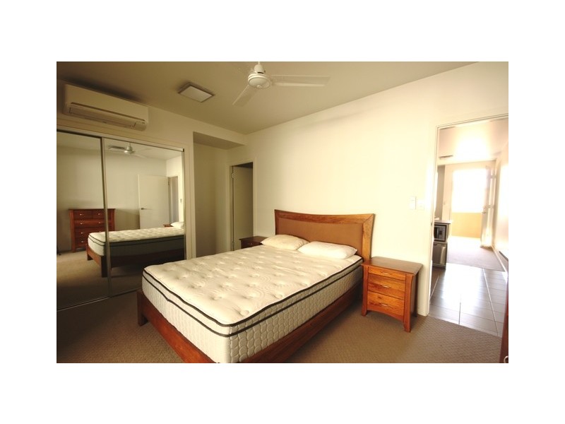 8/17 Bacon Street, Moranbah QLD 4744