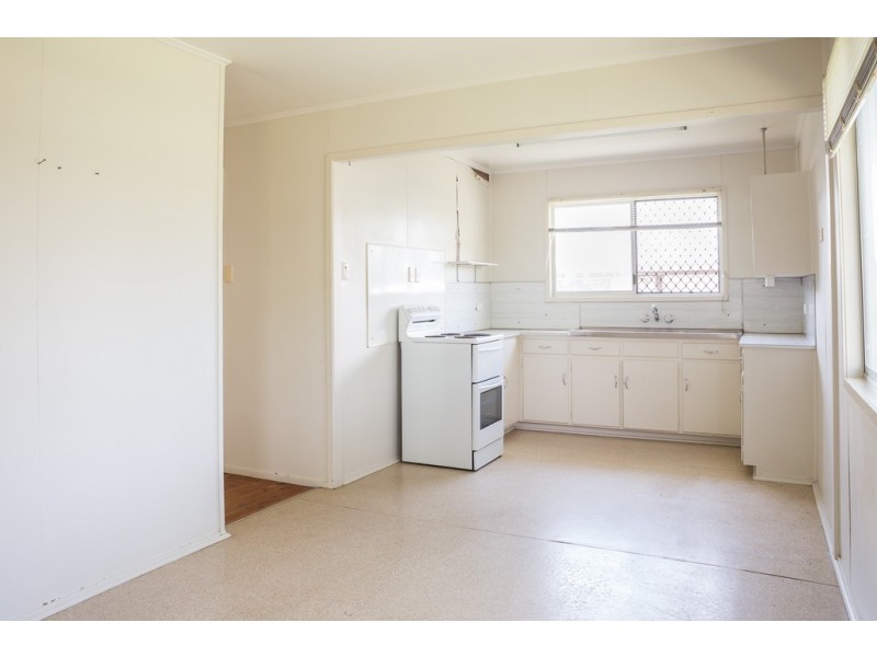20 Patterson Street, Dysart QLD 4745