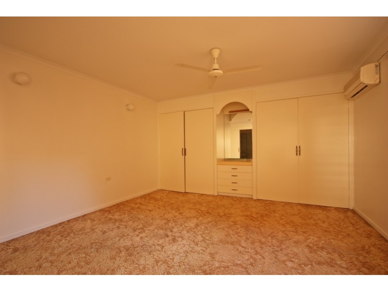 1/15 Shakespeare Street, East Mackay QLD 4740