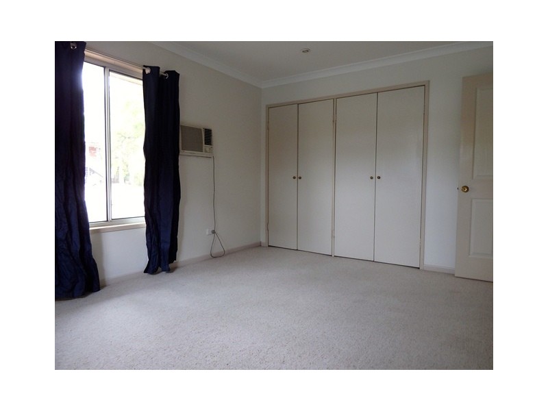 6 Nicholas Street, Middlemount QLD 4746