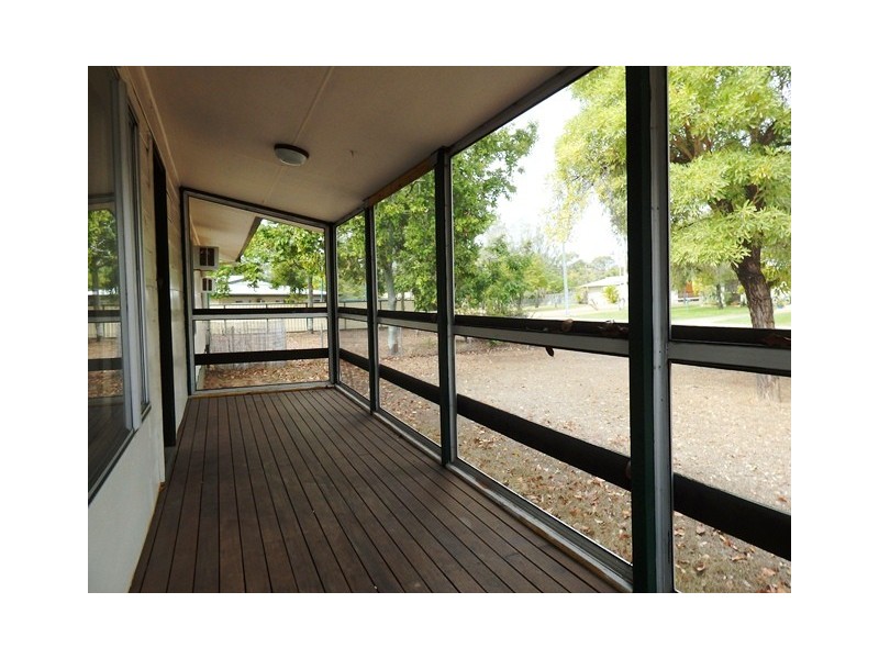 6 Nicholas Street, Middlemount QLD 4746