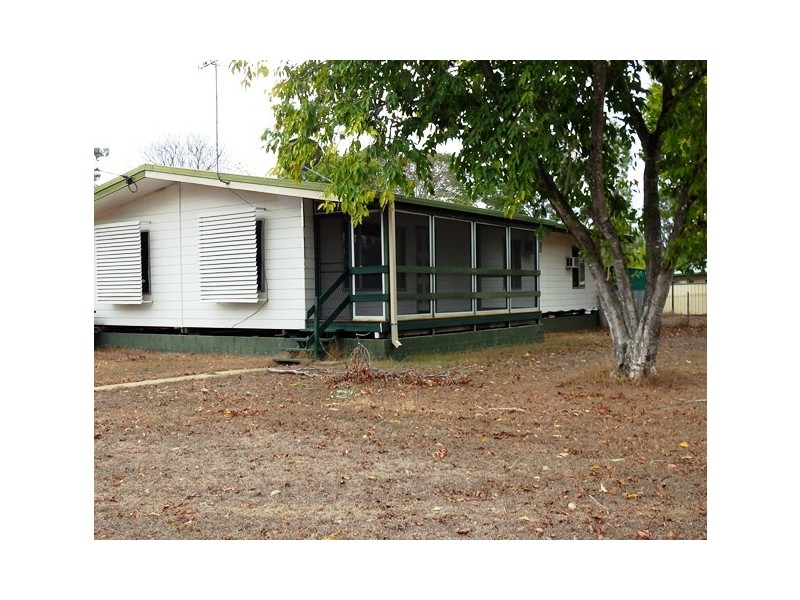 6 Nicholas Street, Middlemount QLD 4746
