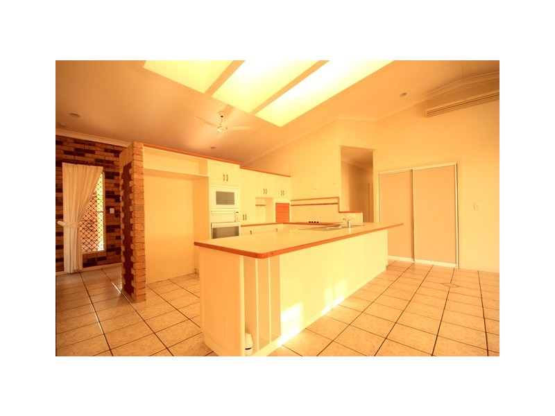 39 Danastas Avenue, Eimeo QLD 4740