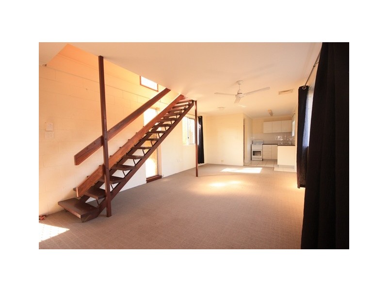 4/9 Creal Street, East Mackay QLD 4740