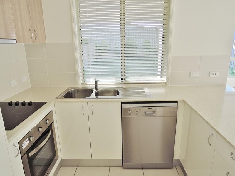 36A Newport Parade, Blacks Beach QLD 4740