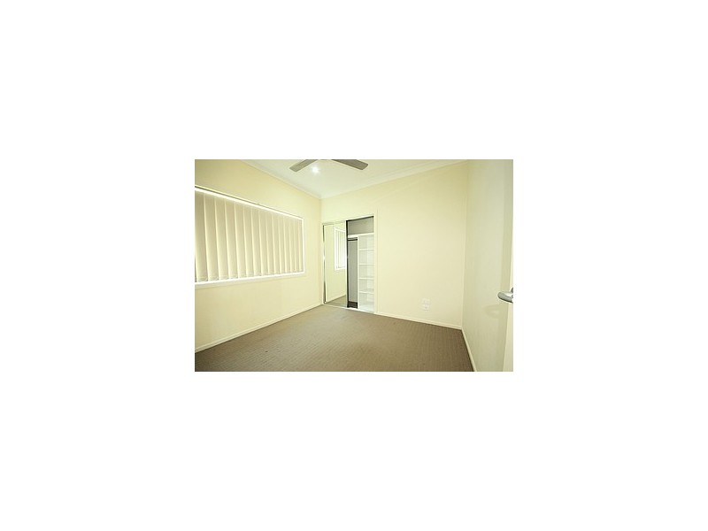 83 Village Cct, Eimeo QLD 4740