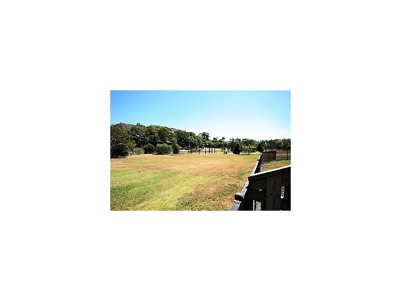 83 Village Cct, Eimeo QLD 4740